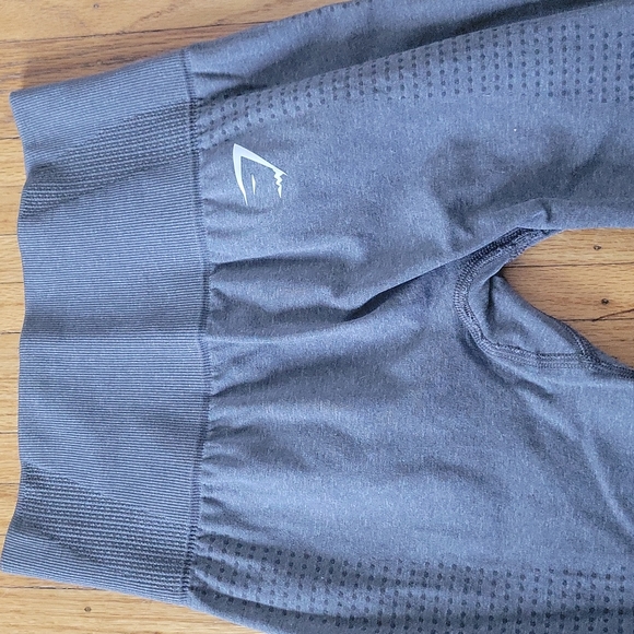 Gymshark leggings - Picture 2 of 3